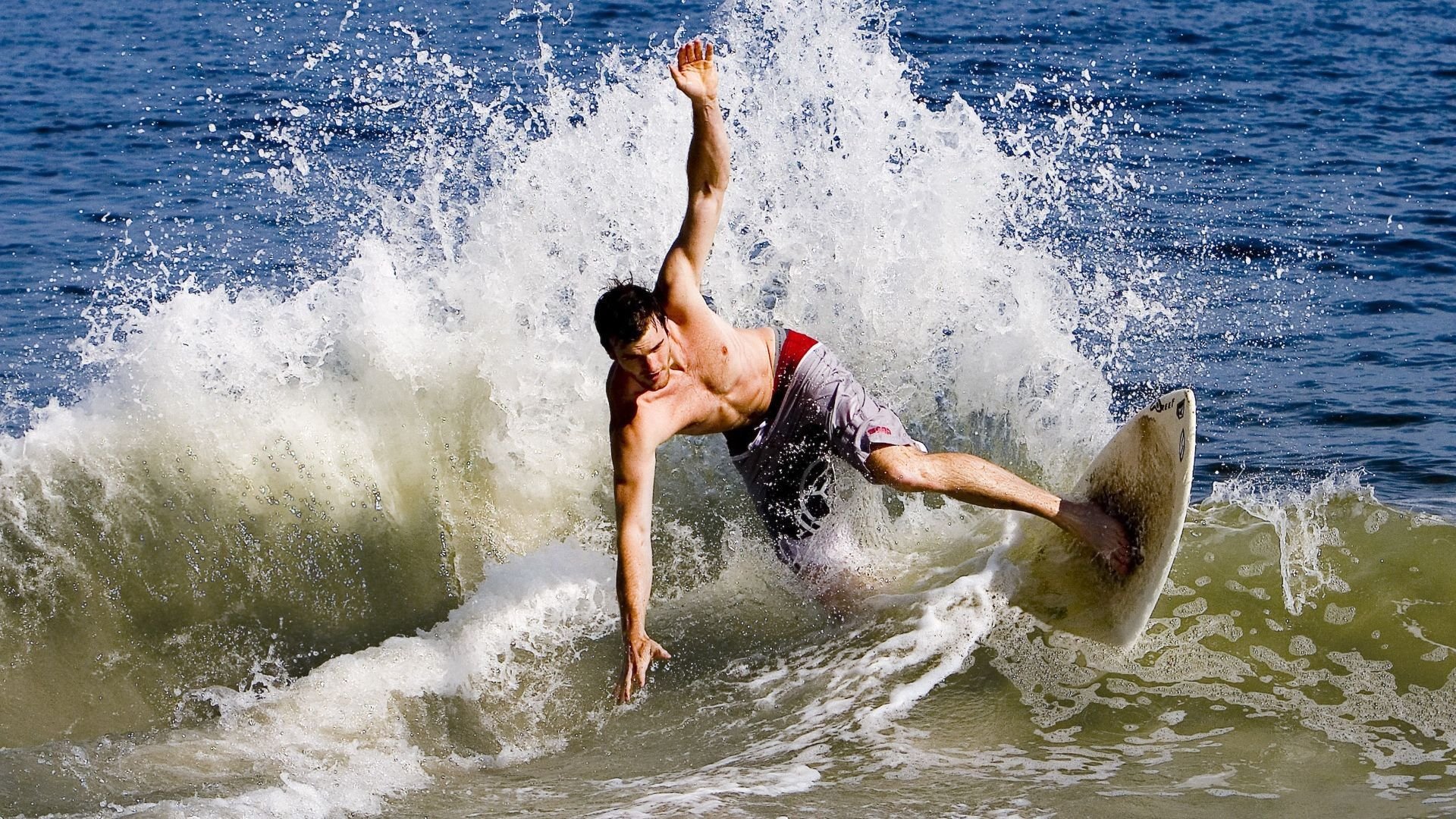 伦纳德式爆发!山西外援主宰赛场,提前终结悬念让北京队黯然失色