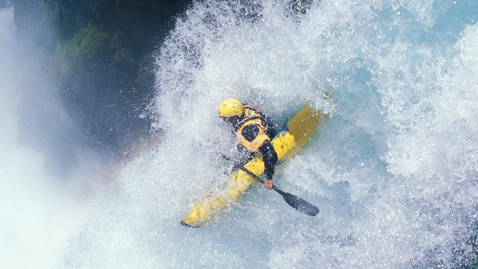 勇士硬仗取胜独行侠，乔治打出生涯之夜，一场定义季后赛格局的较量